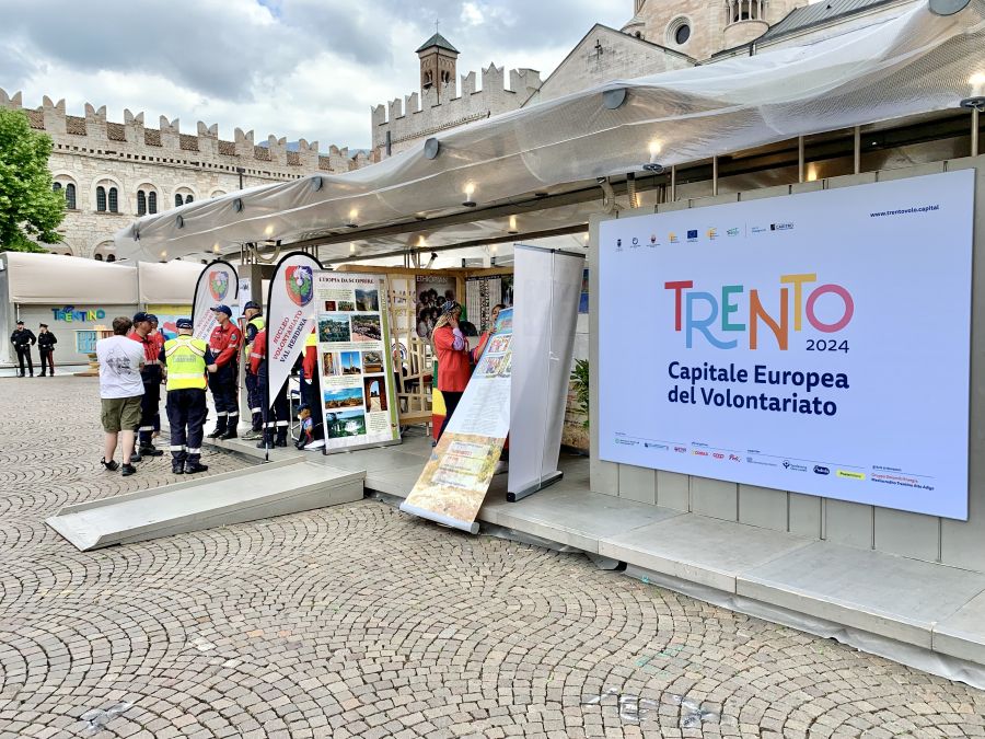 Piazza del volontariato 2025